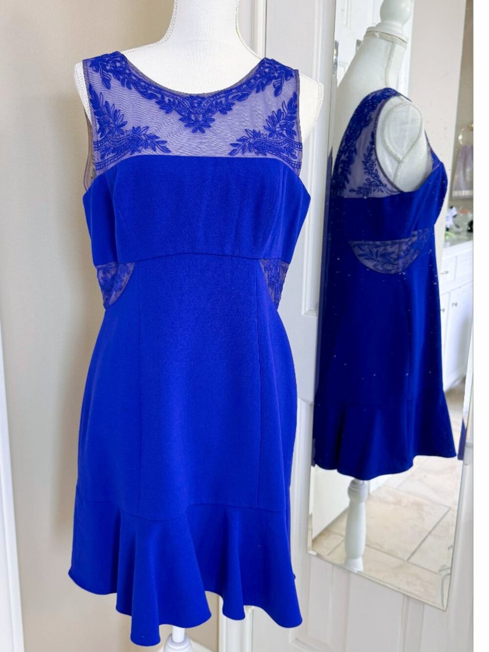 BCBG blue embroidered Cocktail dress Size 12 - Picture 1 of 5